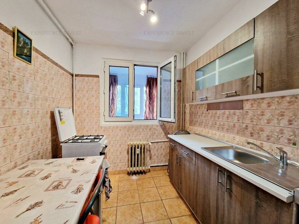 Apartament 3 camere Titan