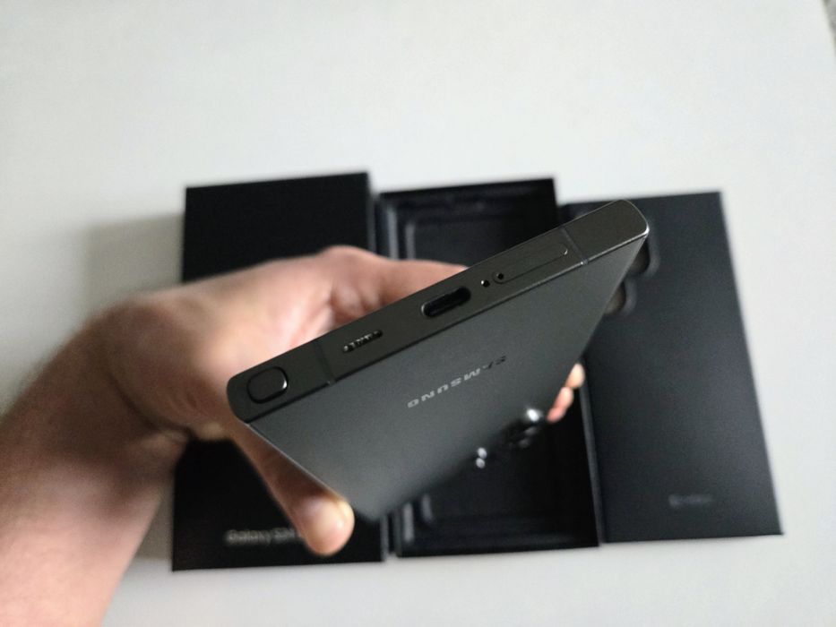 Samsung S24 Ultra 512 full