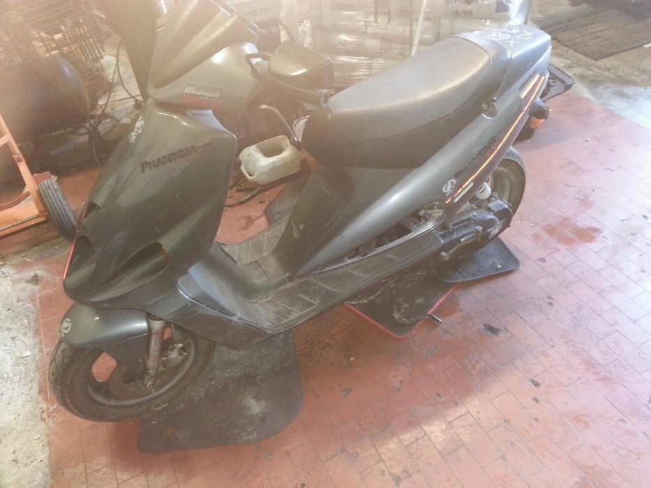 Malaguti-F12-50-На части