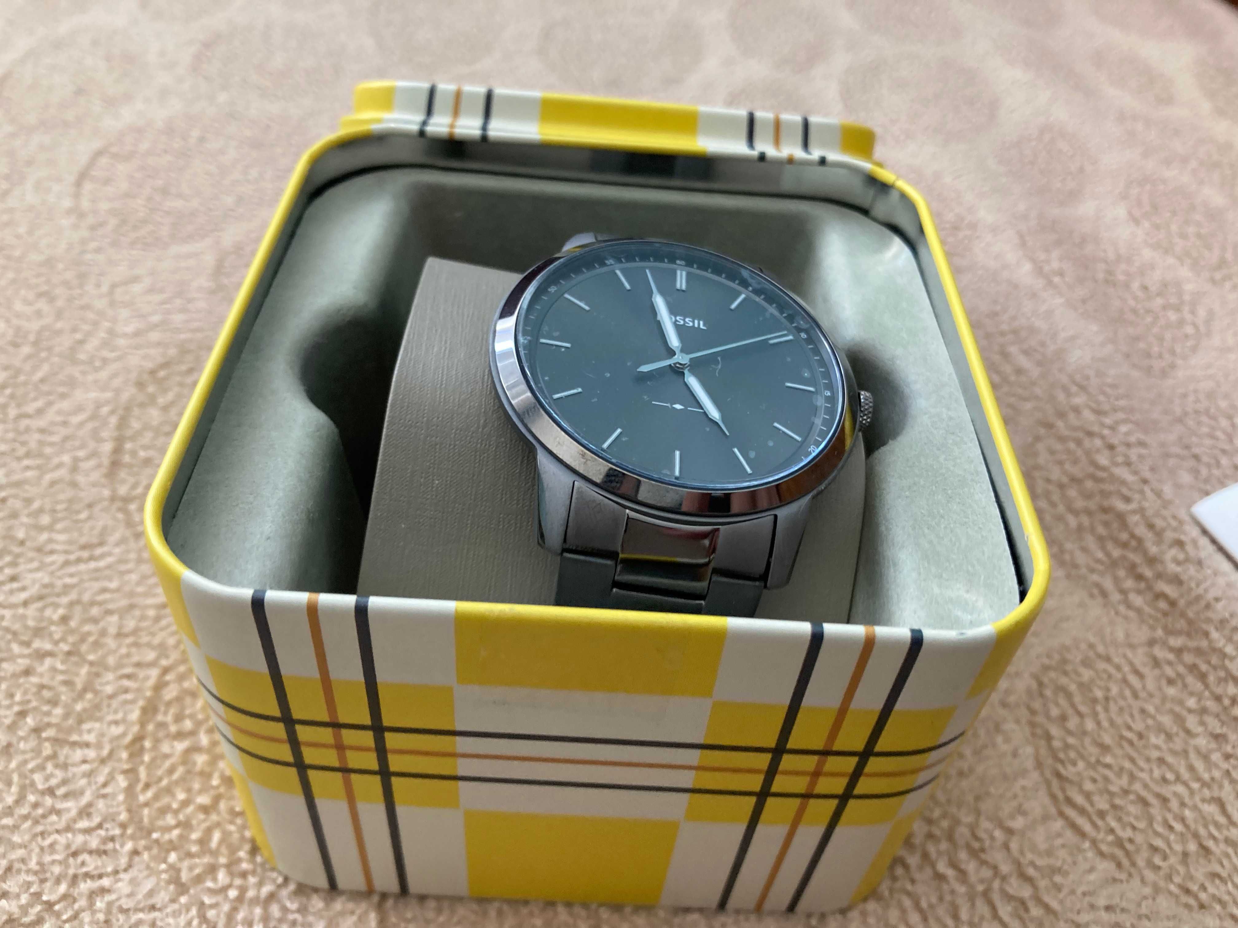 Fossil, Часовник The Minimalist с неръждаема стомана, Тъмносребрист