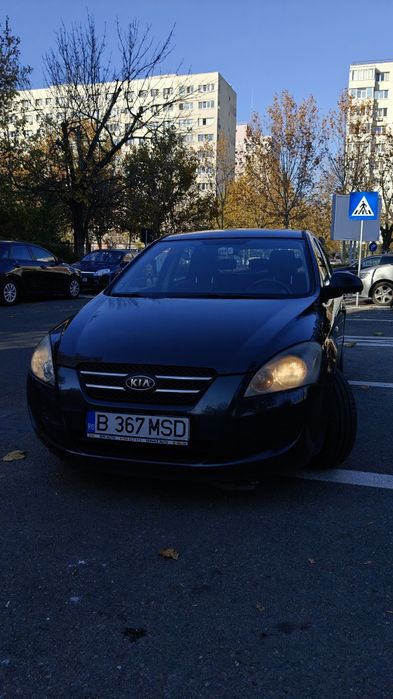 Vând Kia ceed 2008