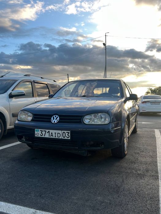 Продам машину в хорошом состояние