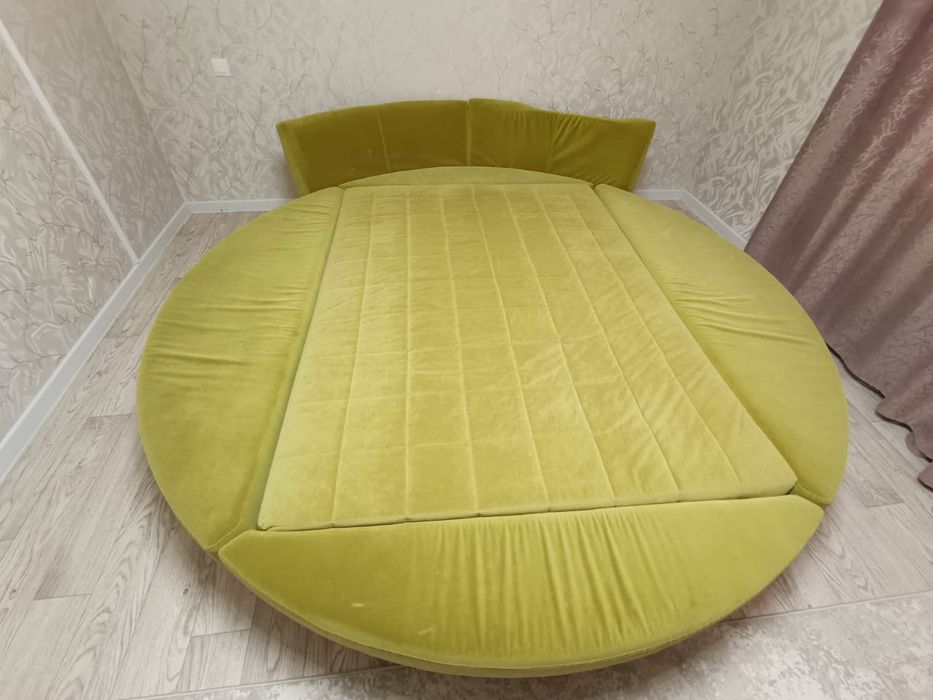 Кровать круглые зеленый