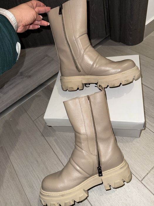 Ghete Nessi, piele naturala, stare excelenta