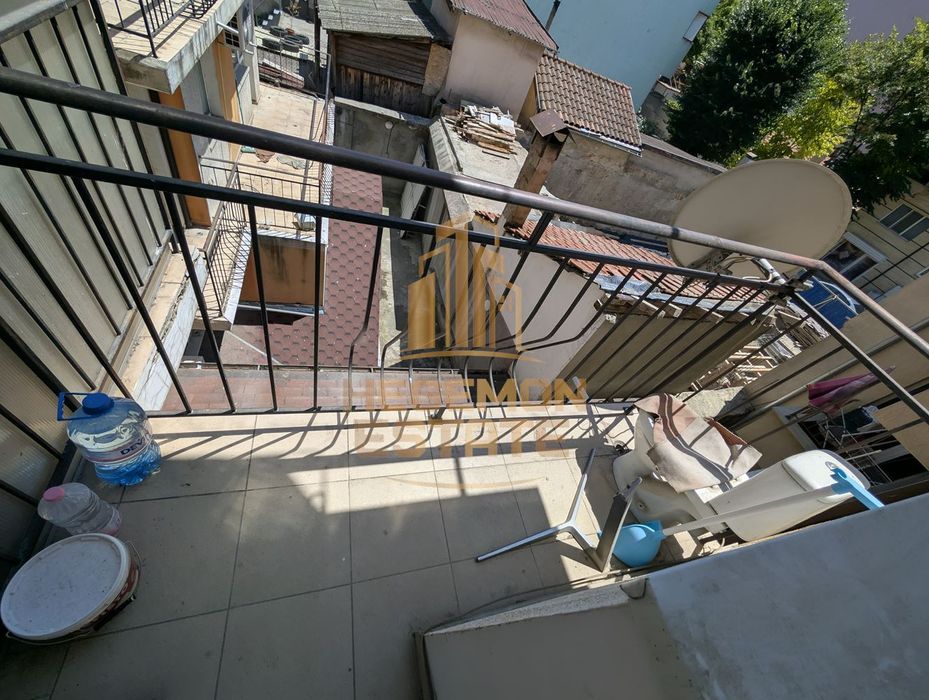 Продава се Двустаен апартамент в Варна, Колхозен пазар - 52 кв.м за 1924 €/кв.м - Снимка #7