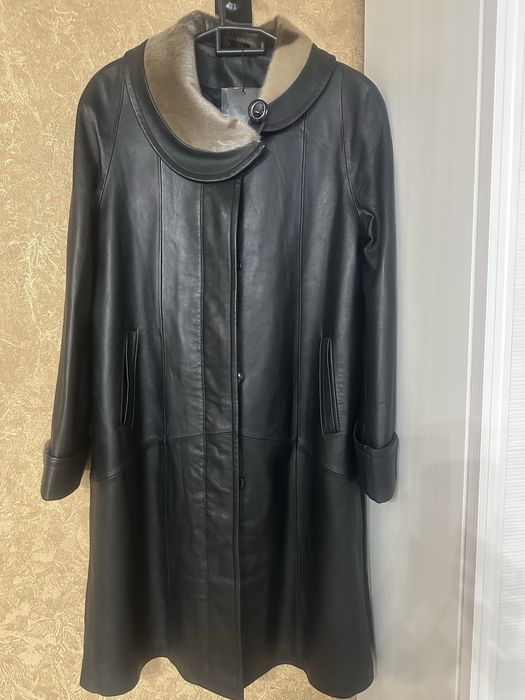 Продается кожанный плащ, новый