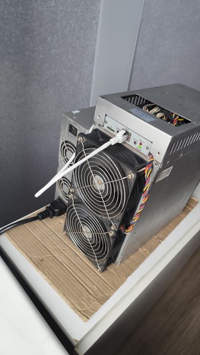 Продам asic miner T3+ 57 th в идеале