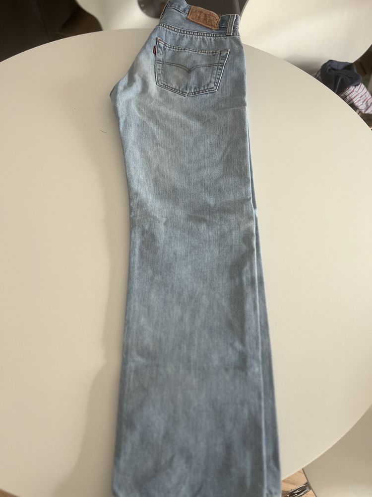 Blugi Levi's 501