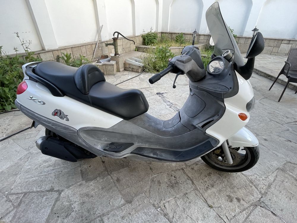 Piaggio X9  125кубика