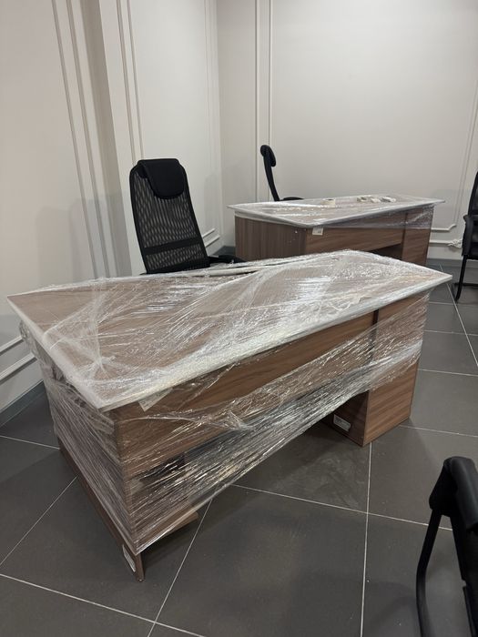 Стол в Офис / Парта / Офисный стол