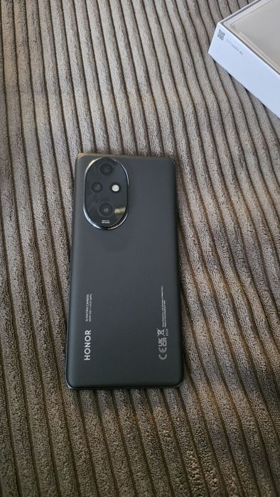 Honor 200 Pro пълен комплект