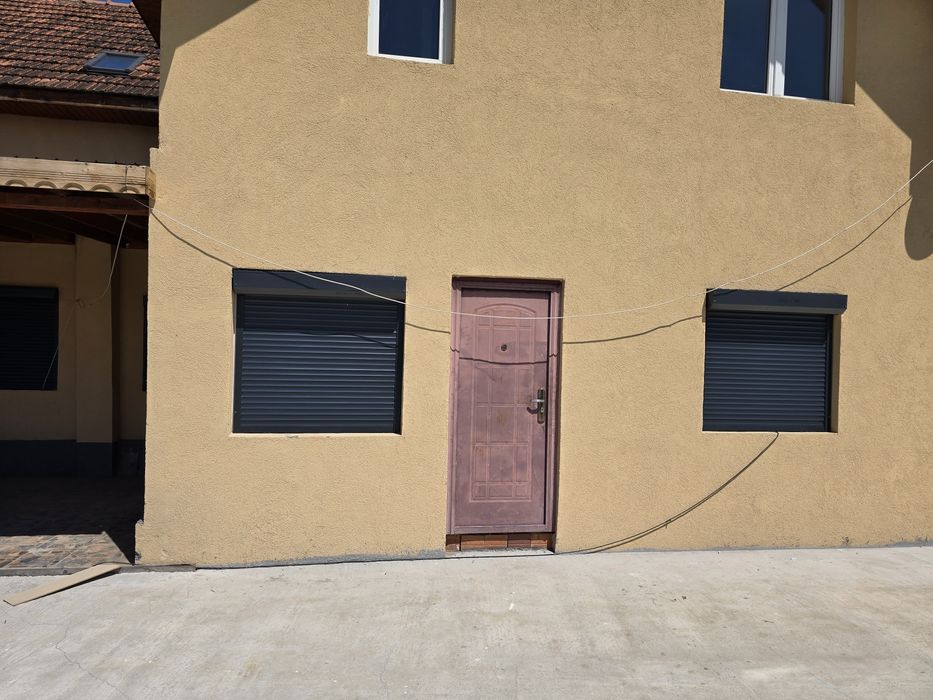 Usi garaj rulou si rulouri