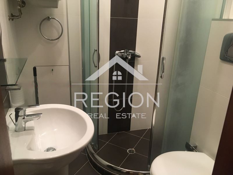 Дава се под наем Двустаен апартамент в Варна, Бриз - 70 кв.м за 357 € - Снимка #4