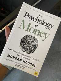 Книга "Психология денег" на английском