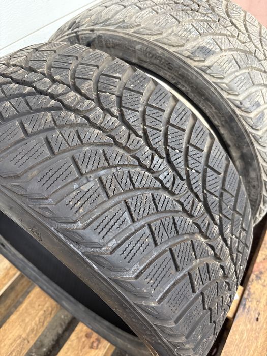 Anvelope iarna 255/35R19