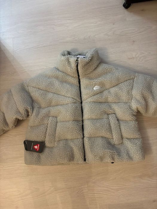 Geaca de blana nike