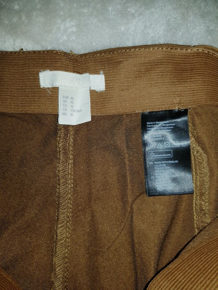 Pantaloni H&M  marimea 40