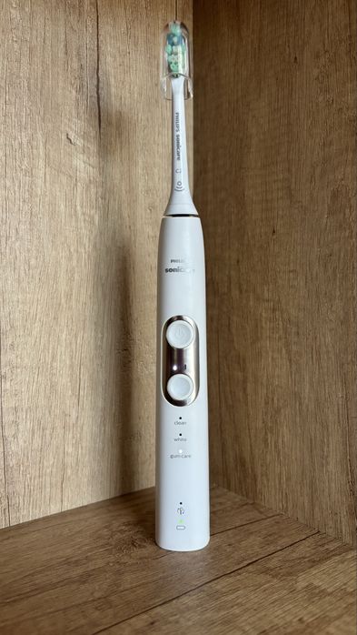 Електрически четки за зъби Philips sonicare 2 бр.