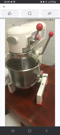 Mixer planetar profesional