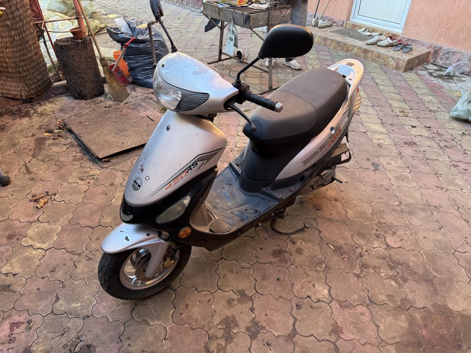 Scuter Rex 450 rs