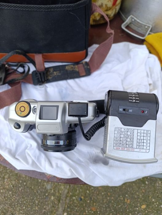 Aparat foto camera cu film