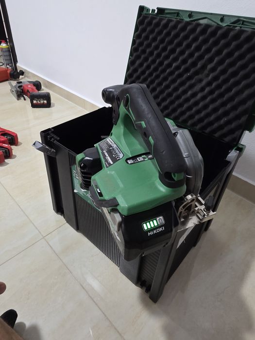 Circular Hikoki C 3606DA