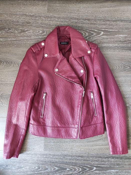 Jacheta Stradivarius din imitatie de piele, marimea S