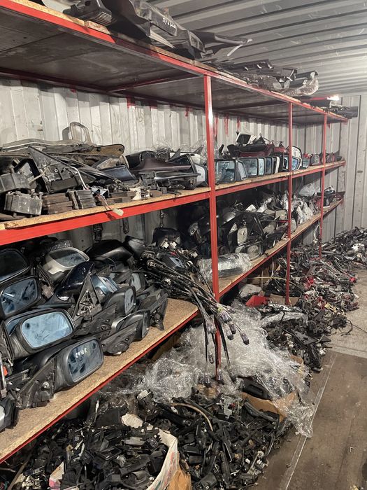 Авторазбор на абая 160 гольф 3 1.8,пассат б3 1.8,ауди с4 2.0