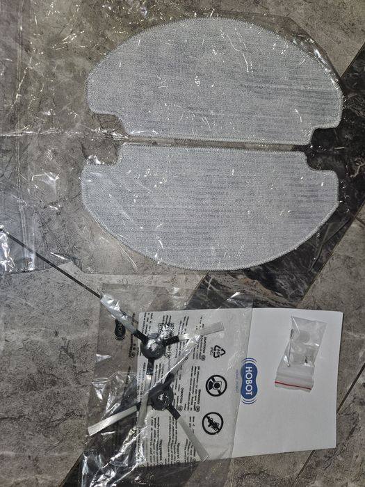 Продам б/у робот пылесос  HOBOT Legee D8