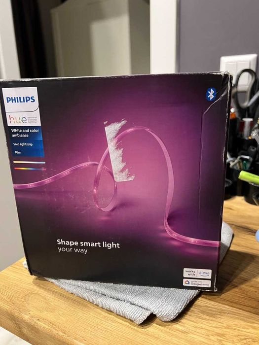 Banda LED RGB Philips Hue Solo 10m, 1700 lm, set complet