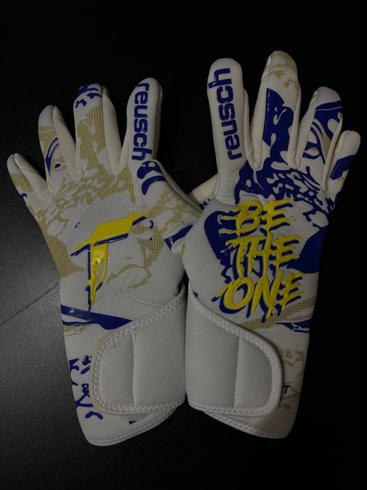 Вратарские перчатки Reusch BE THE ONE