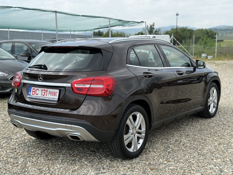 Mercedes GLA 4matic cu Garantie