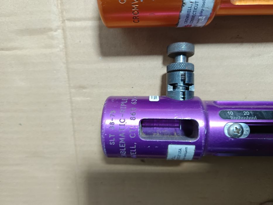 Set unelte de mana pt dezizolare cablu electric