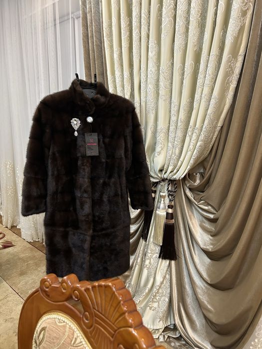Норковая шуба с этикеткой