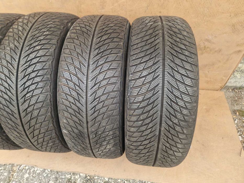 4 Michelin R17 235/55
Зимни гуми 
DOT3220