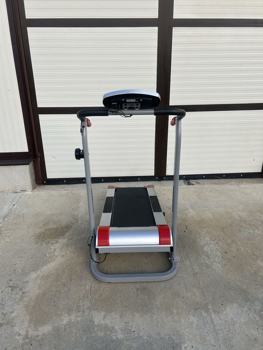 Механична бягаща пътека