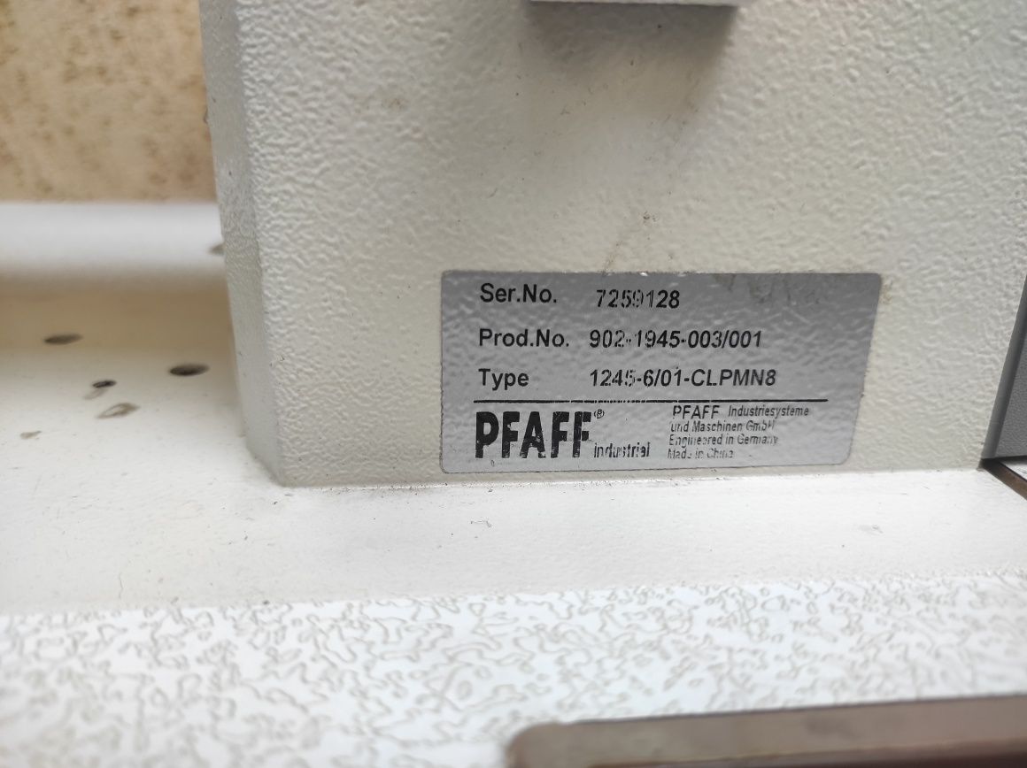 Швейная машина Pfaff 1245