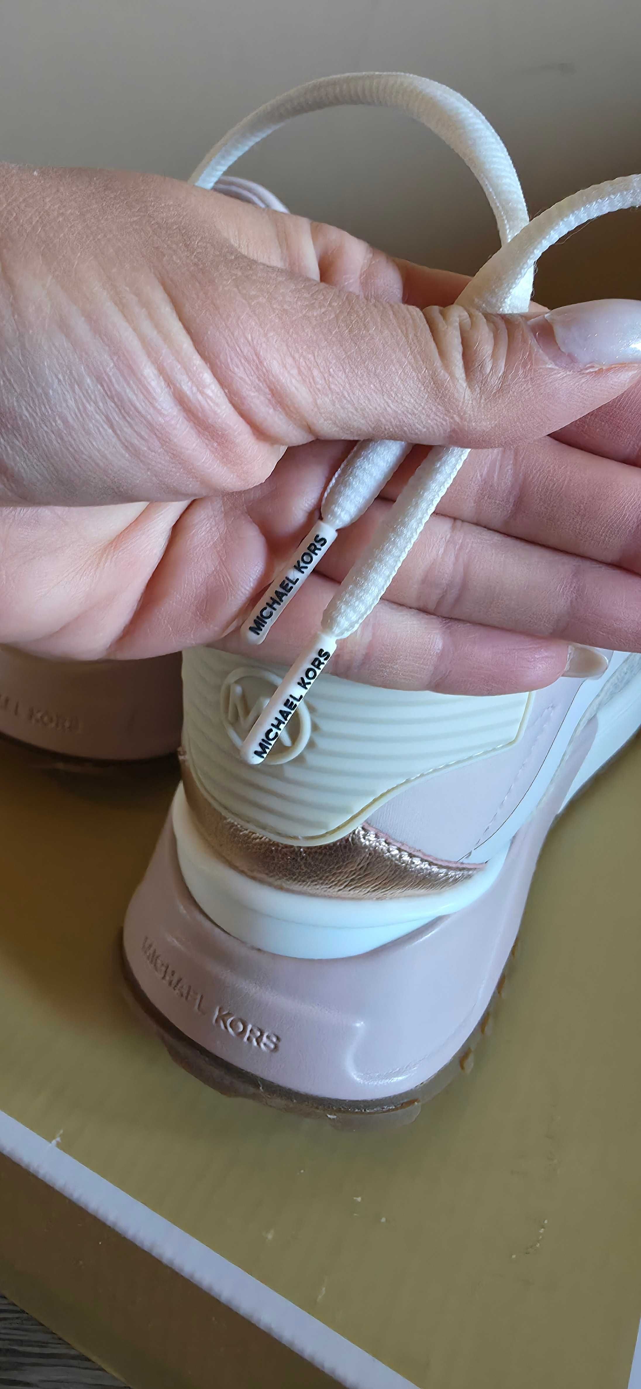 Michael Kors сникърси