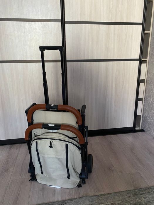 Коляска прогулочная