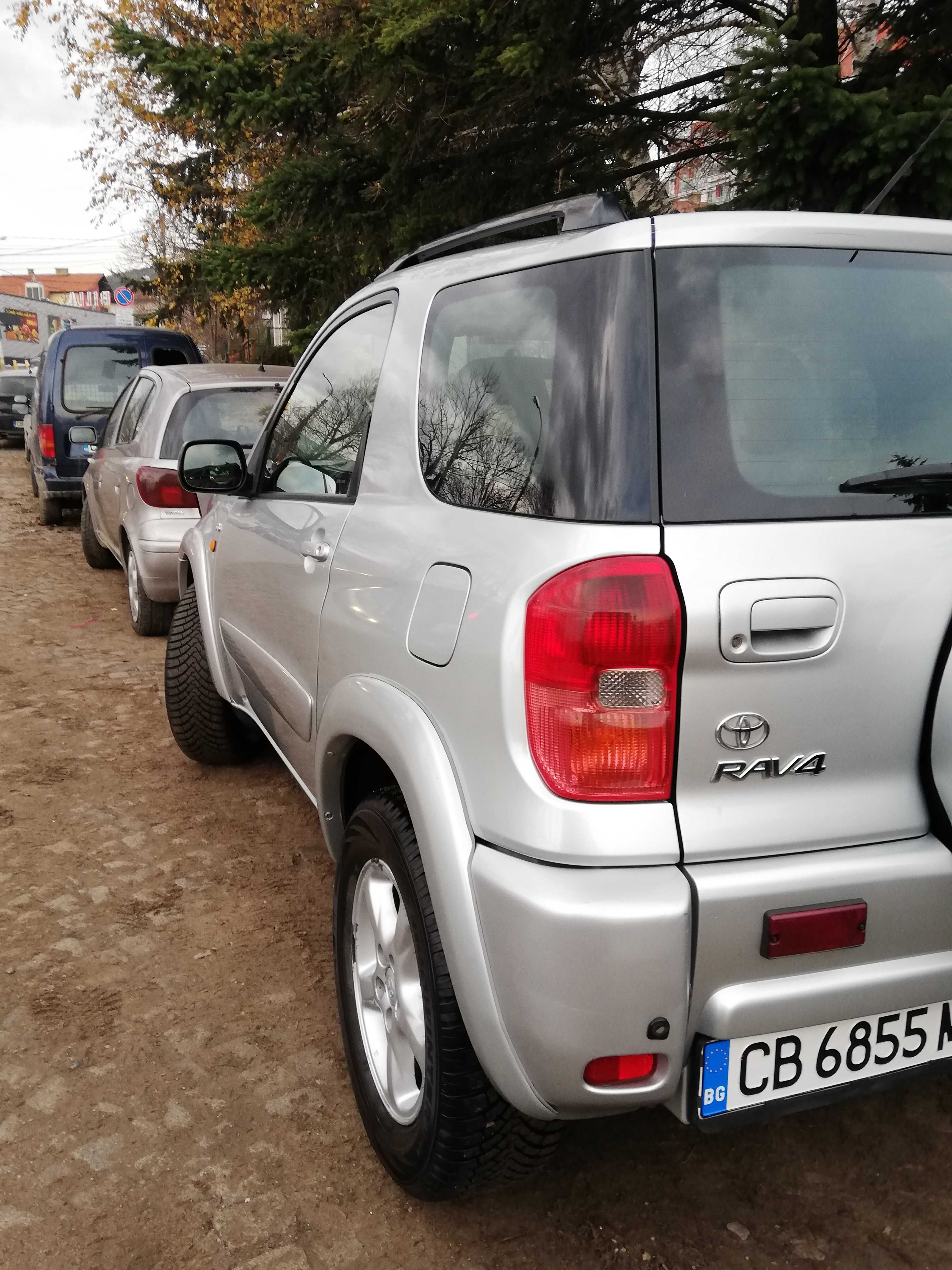 Toyota RAV 4 -къса база