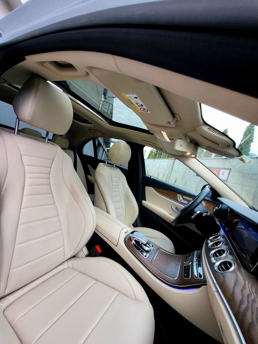 Mercedes E350d 4MATIC/140.000km/Panoramic/Distronic Plus/Soft Close