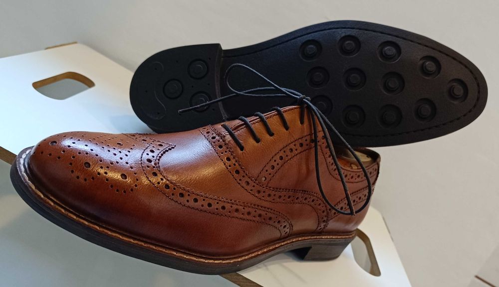 Pantofi oxford 45.5 46 brogue premium Thomas Crick NOI piele naturala