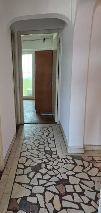 Apartament, 3 camere, zonă centrală, Târgoviște
