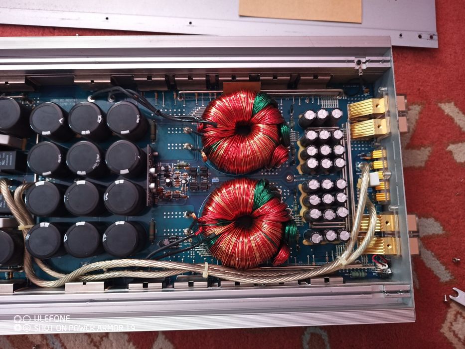 Amplificator statie auto HIFONICS GOLIATH gx 5000 d