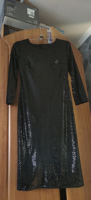 Продам новое платье