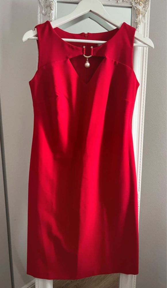 Rochie rosie superba