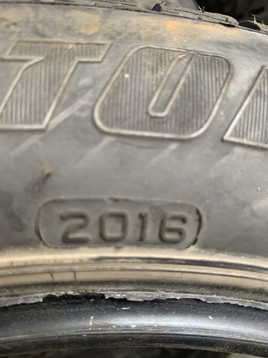 anv m+s  195/50/15 Bridgestone/Semperit