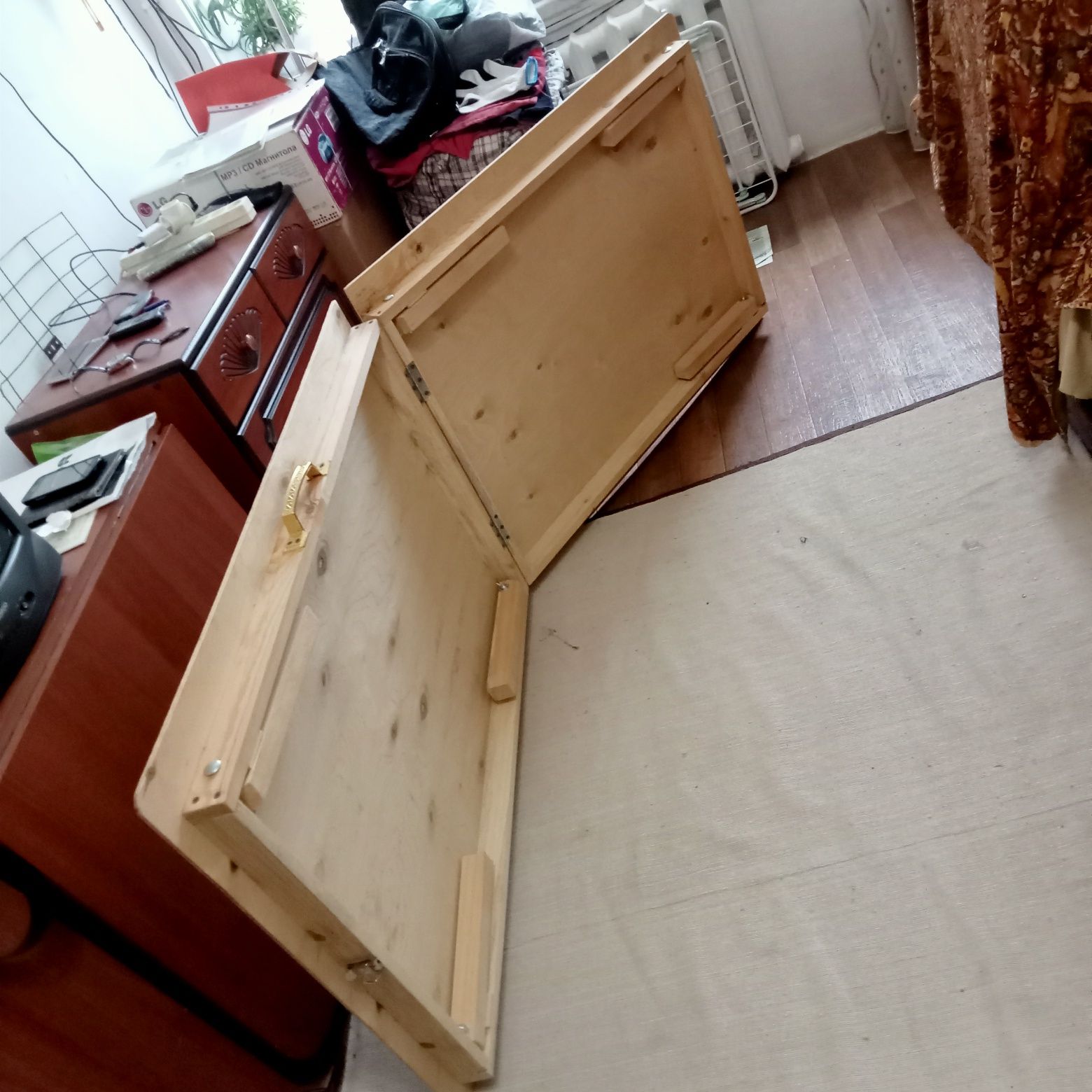 Продам новый жайылма стол для казахов,можно переносить как чемодан,хор