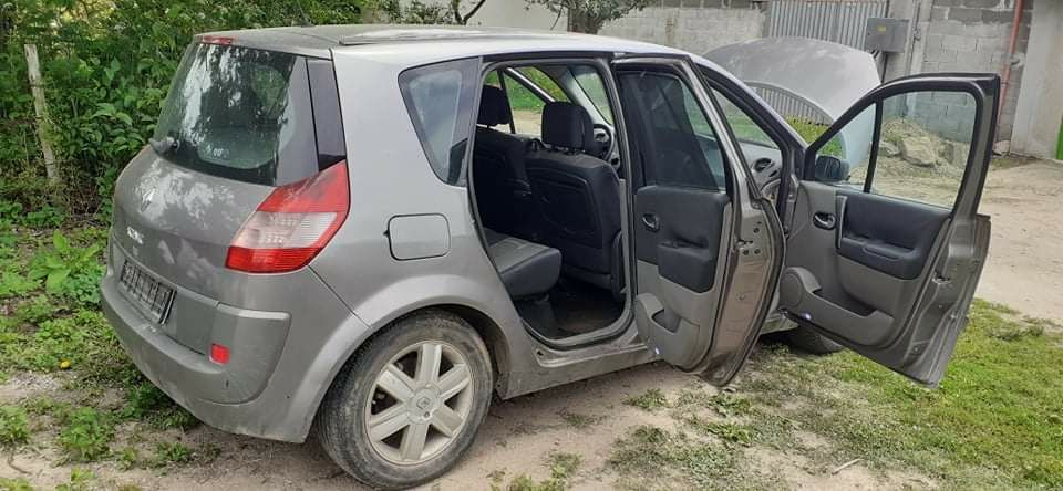 Renault Scenic
1.9dci 120 кс.  на части