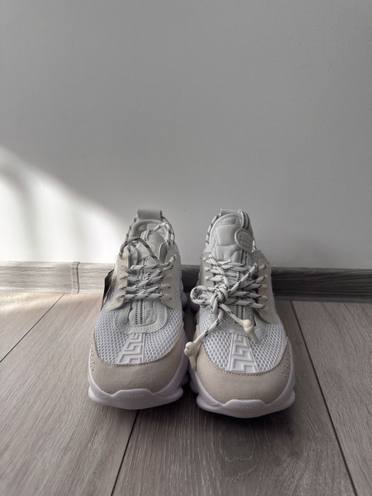 Adidasi versace chain reaction